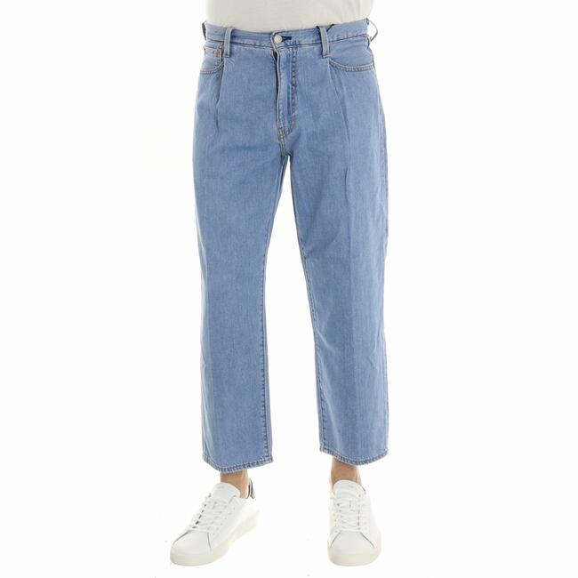 JEANS LOOSE PLEATED CROP LEVI'S - Mad Fashion | img vers.650x/